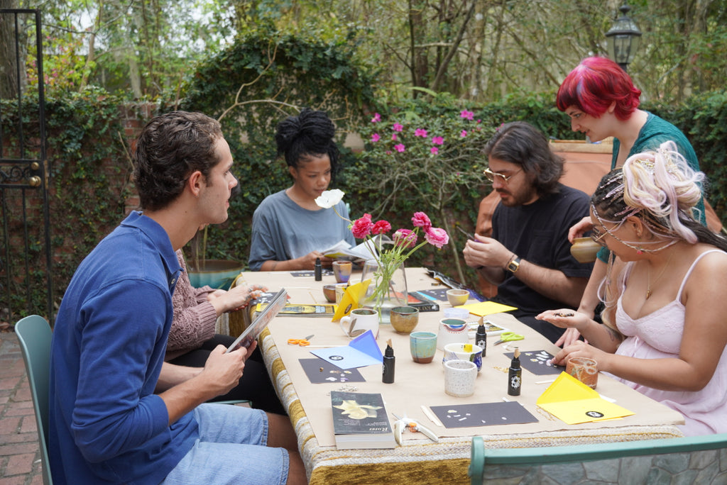 Host a Flores de Miel Experience ♡