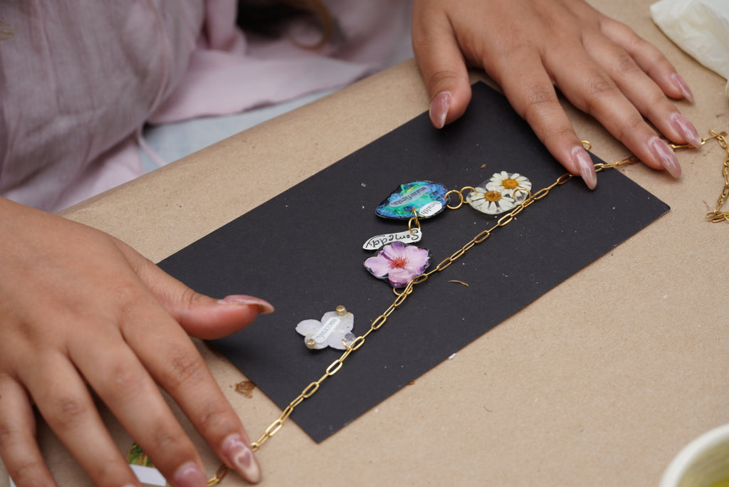 Host a Flores de Miel Experience ♡